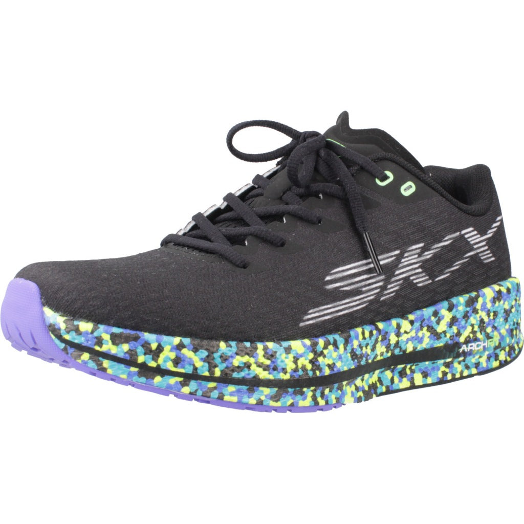 SKECHERS GO RUN RAZOR  en color NEGRO  (1)