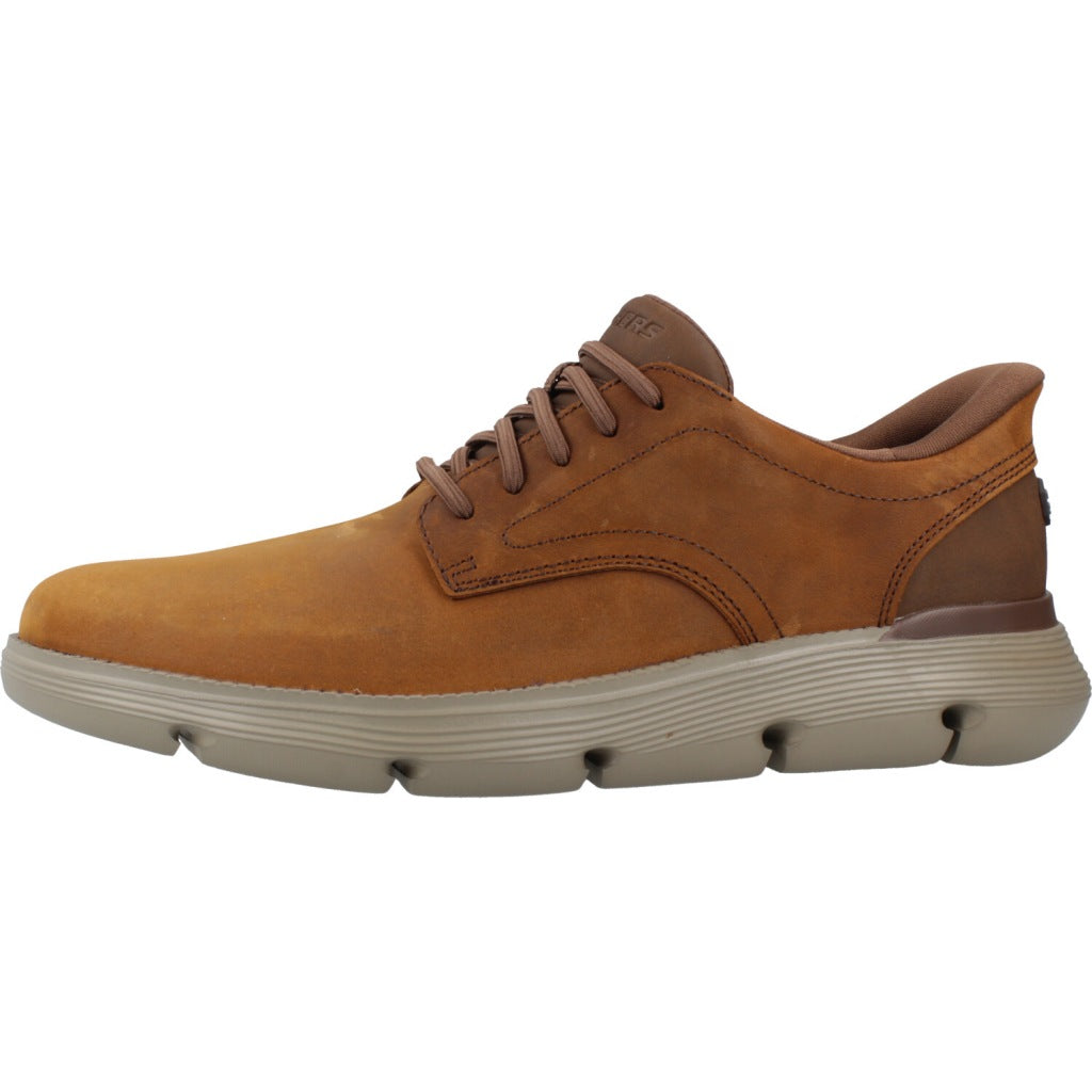 SKECHERS GARZA - DURAN en color MARRON  (2)