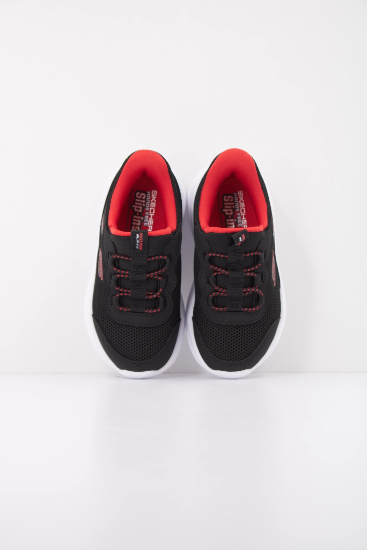 SKECHERS N en color NEGRO  (3)