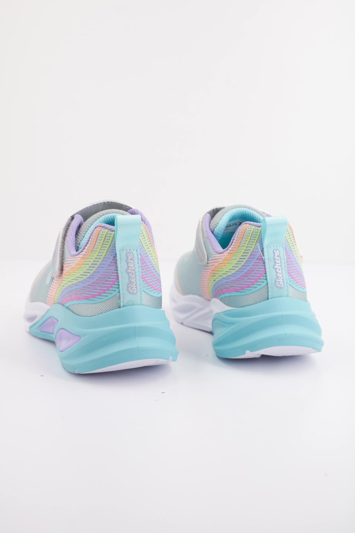 SKECHERS COSMIC GLOW RAINBOW en color AZUL  (4)