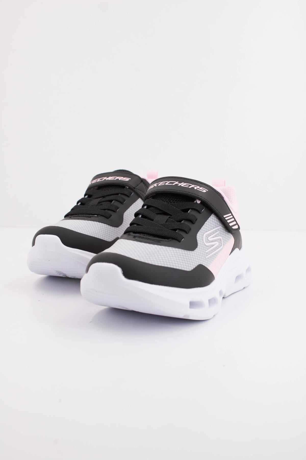 SKECHERS GLIDE STEP DRIFT en color ROSA  (2)