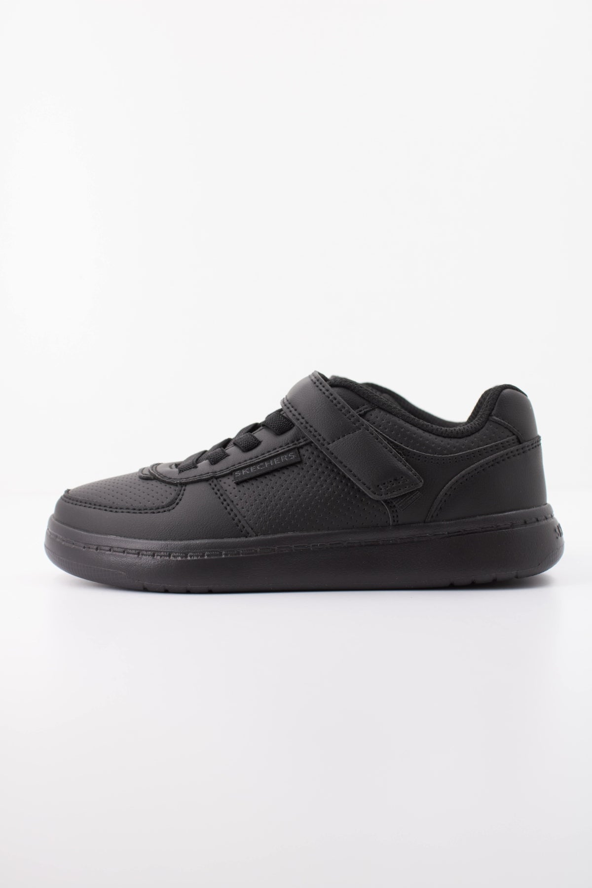 SKECHERS L  en color NEGRO  (1)