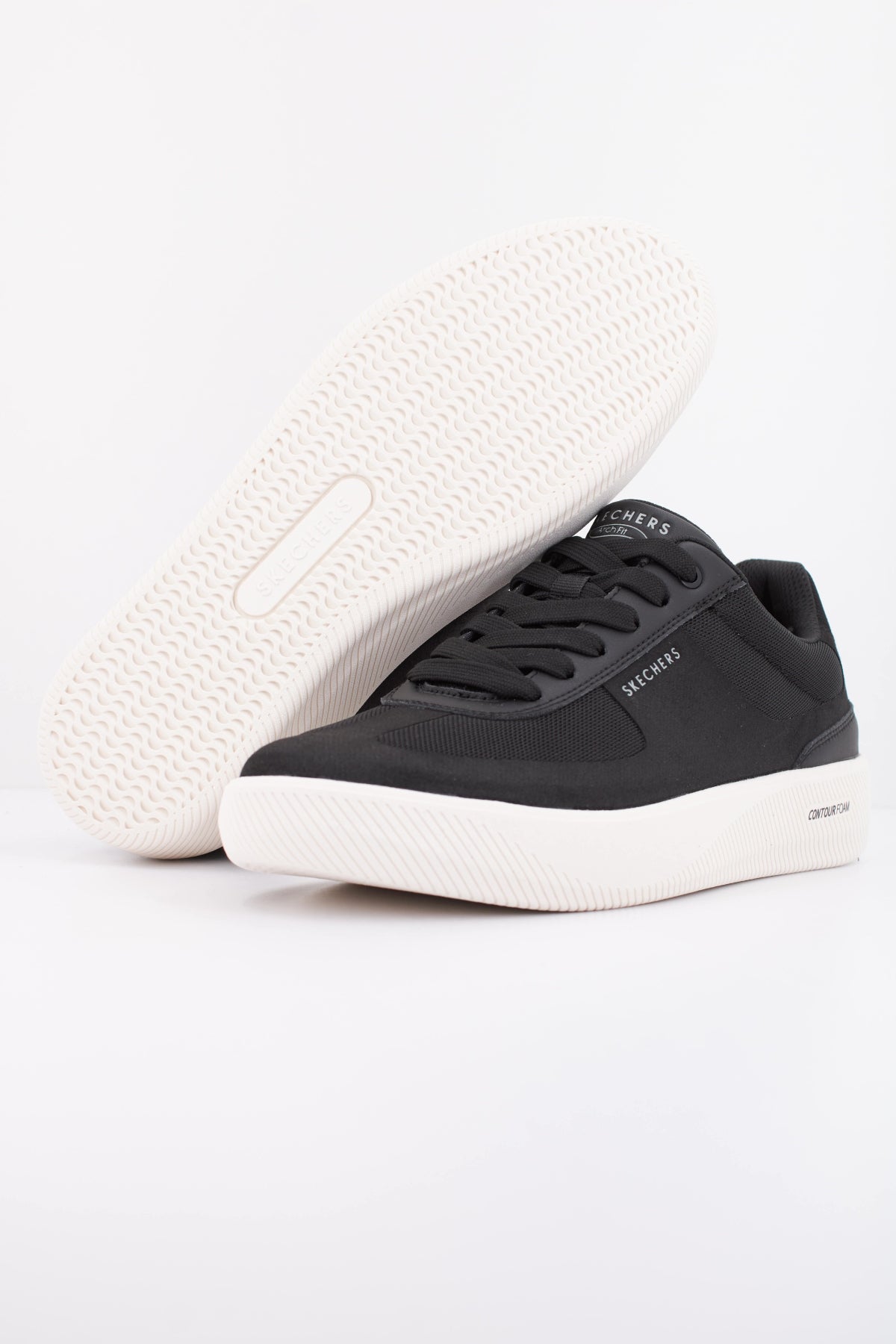 SKECHERS ARCH FIT COURT BREAK COMODO en color NEGRO  (5)