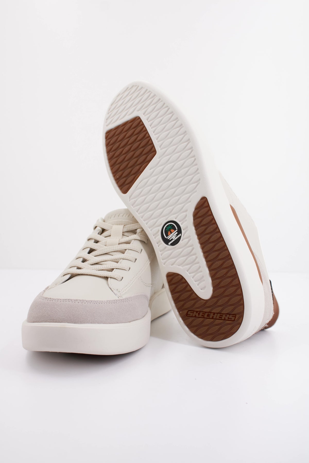 SKECHERS SLIP-INS VERLOMA RADICAL en color BEIS  (5)