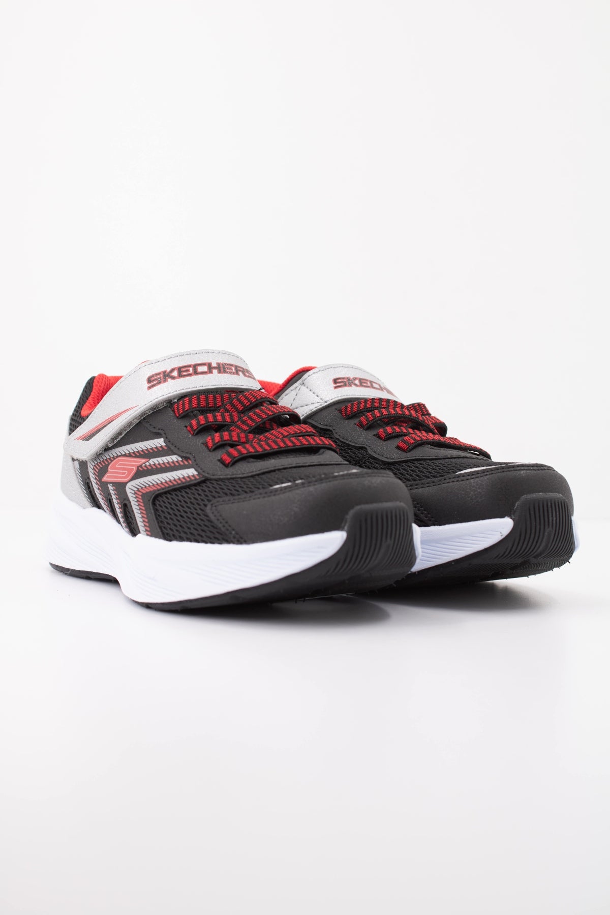 SKECHERS MICROSPEC TREAD en color NEGRO  (2)