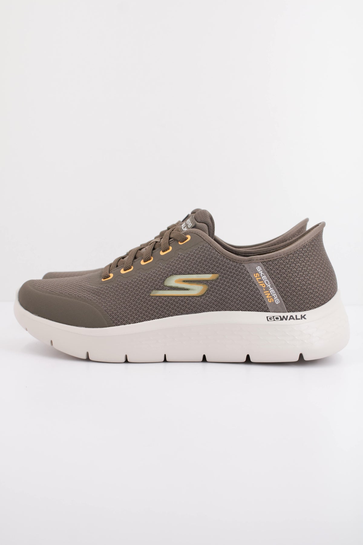 SKECHERS SLIP-INS GO WALK FLEX NETRO en color MARRON  (1)
