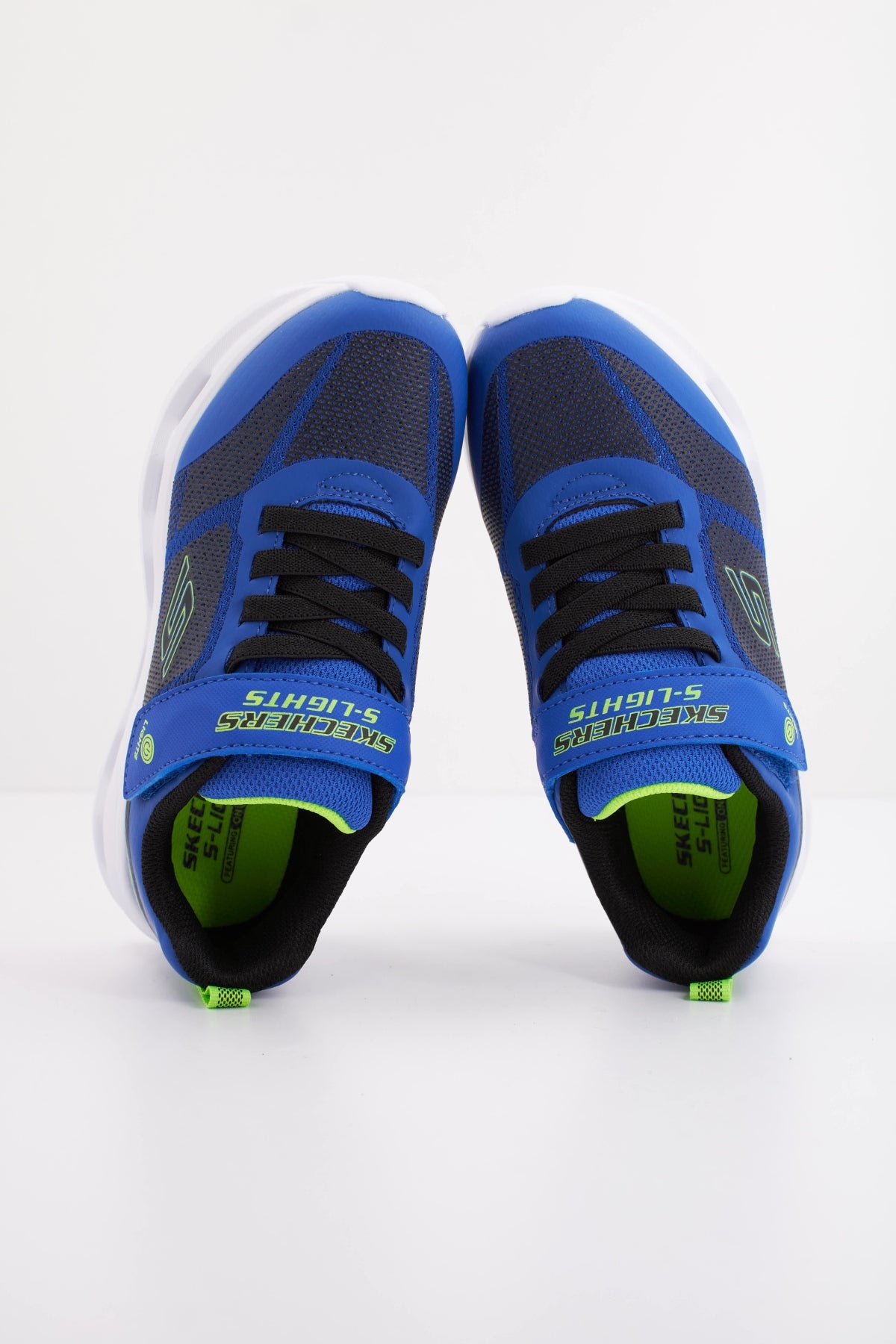 SKECHERS GLIDE STEP LIGHT en color AZUL  (3)