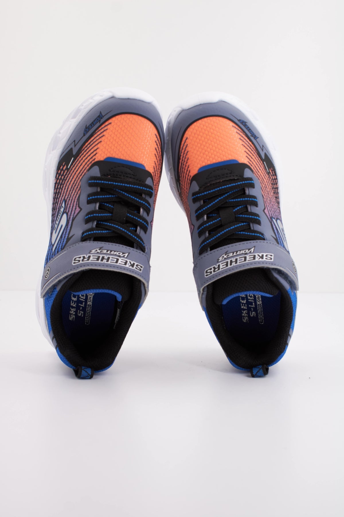 SKECHERS VORTEX . en color GRIS  (3)
