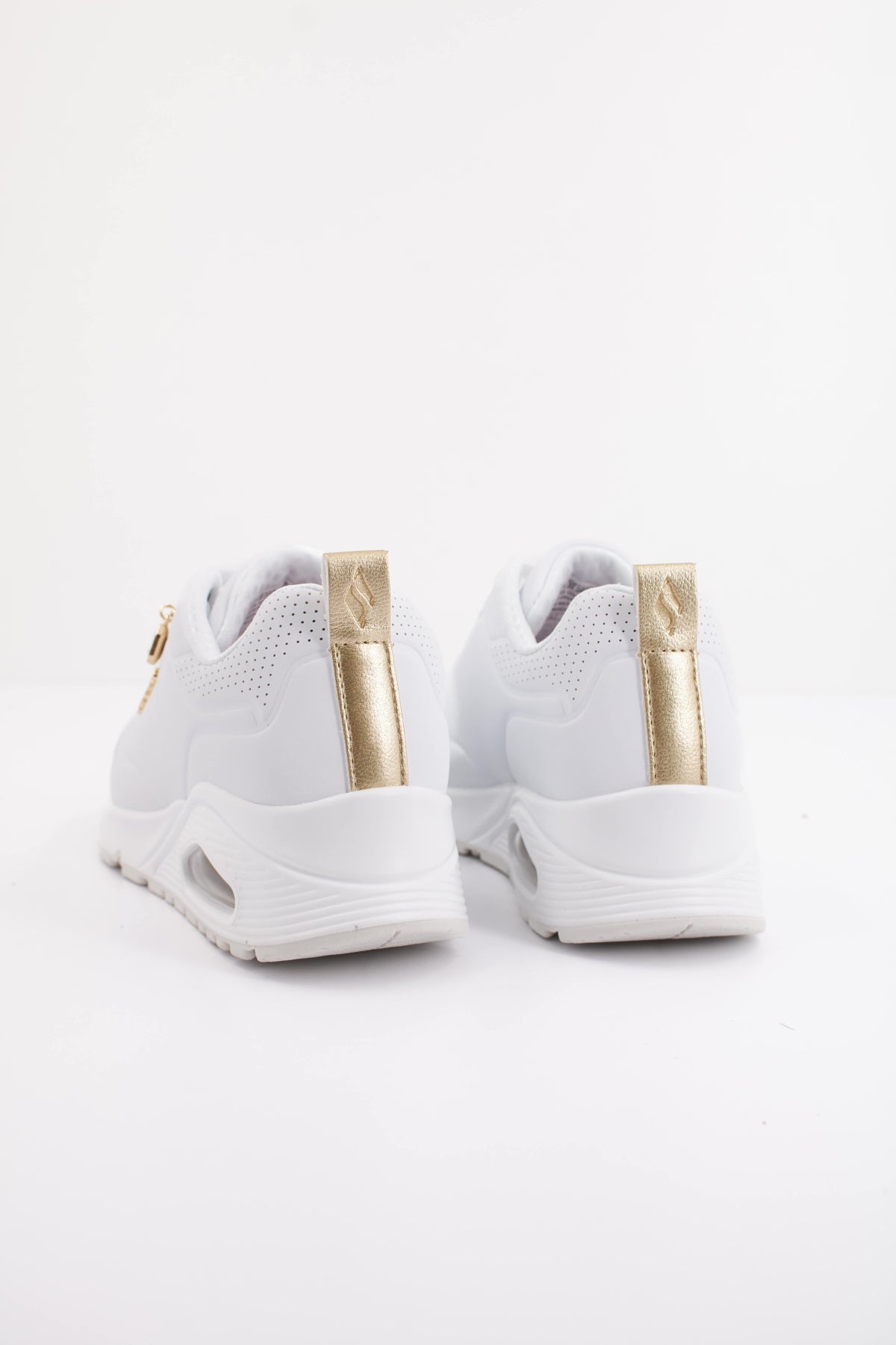 SKECHERS UNO GEN TRENDY JEWELS en color BLANCO  (4)