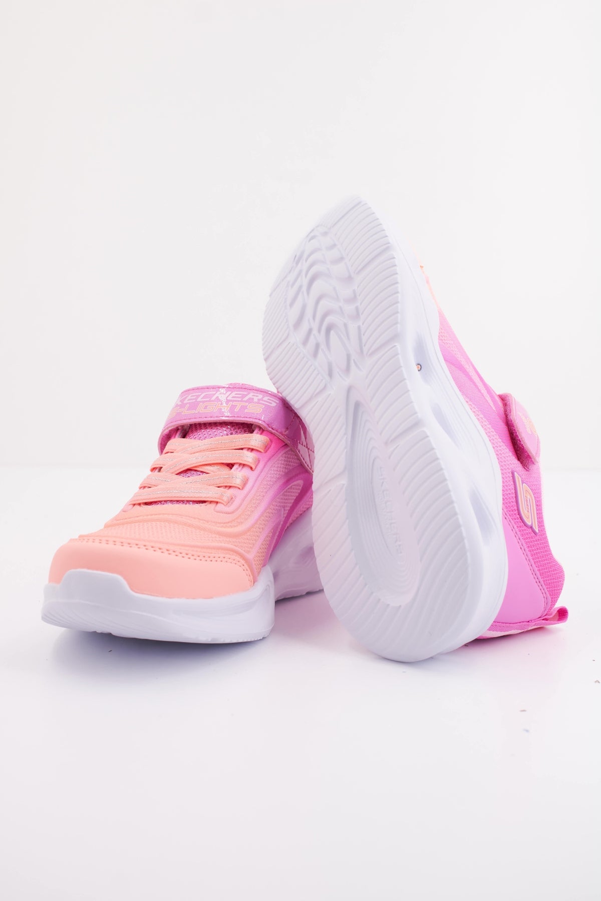 SKECHERS SOLA GLOW en color ROSA  (5)