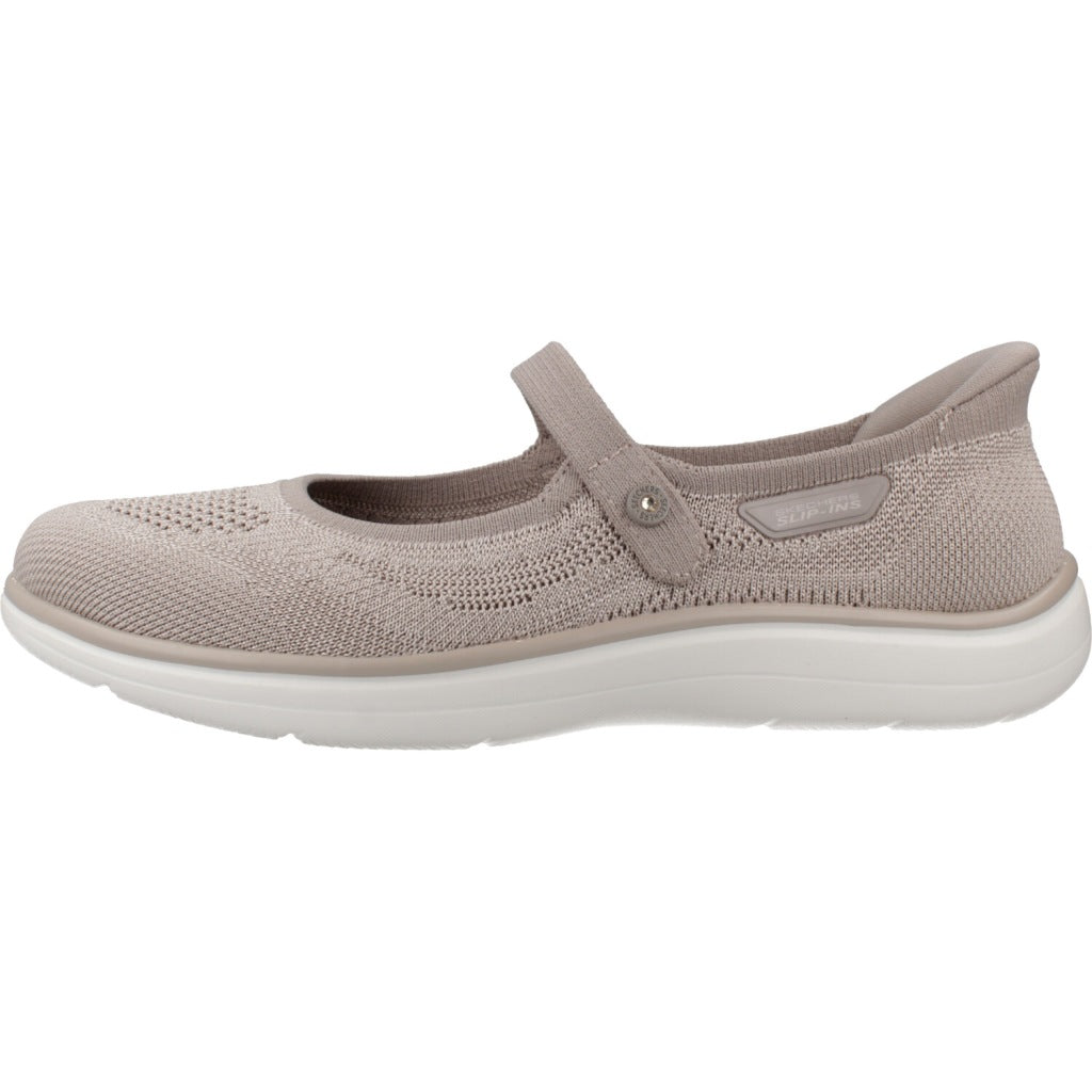 SKECHERS SLIP - INS ON THE GO FLEX RADIANT en color MARRON CLARO  (2)