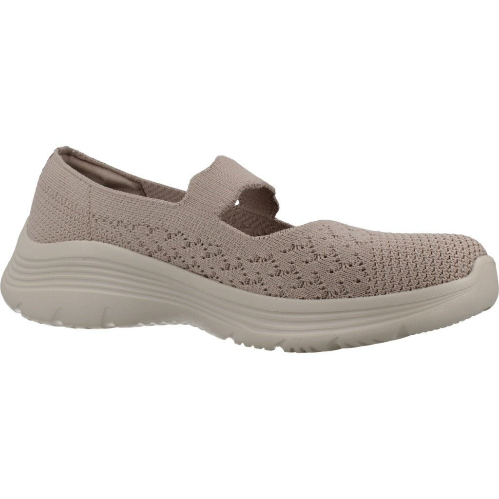 SKECHERS BEDFORD CHEERFUL GLOW en color BEIS  (5)
