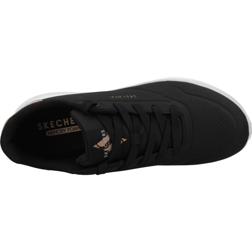 SKECHERS UNO LITE SHIMMER ALONG en color NEGRO  (6)