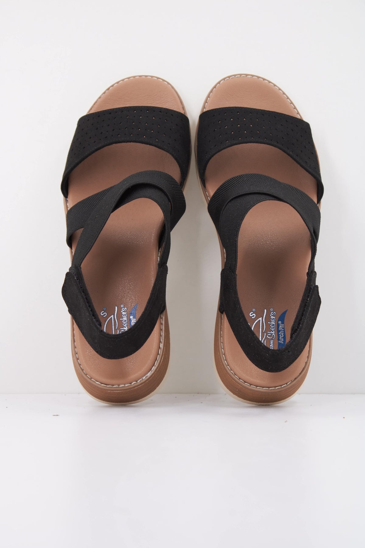 SKECHERS S en color NEGRO  (3)
