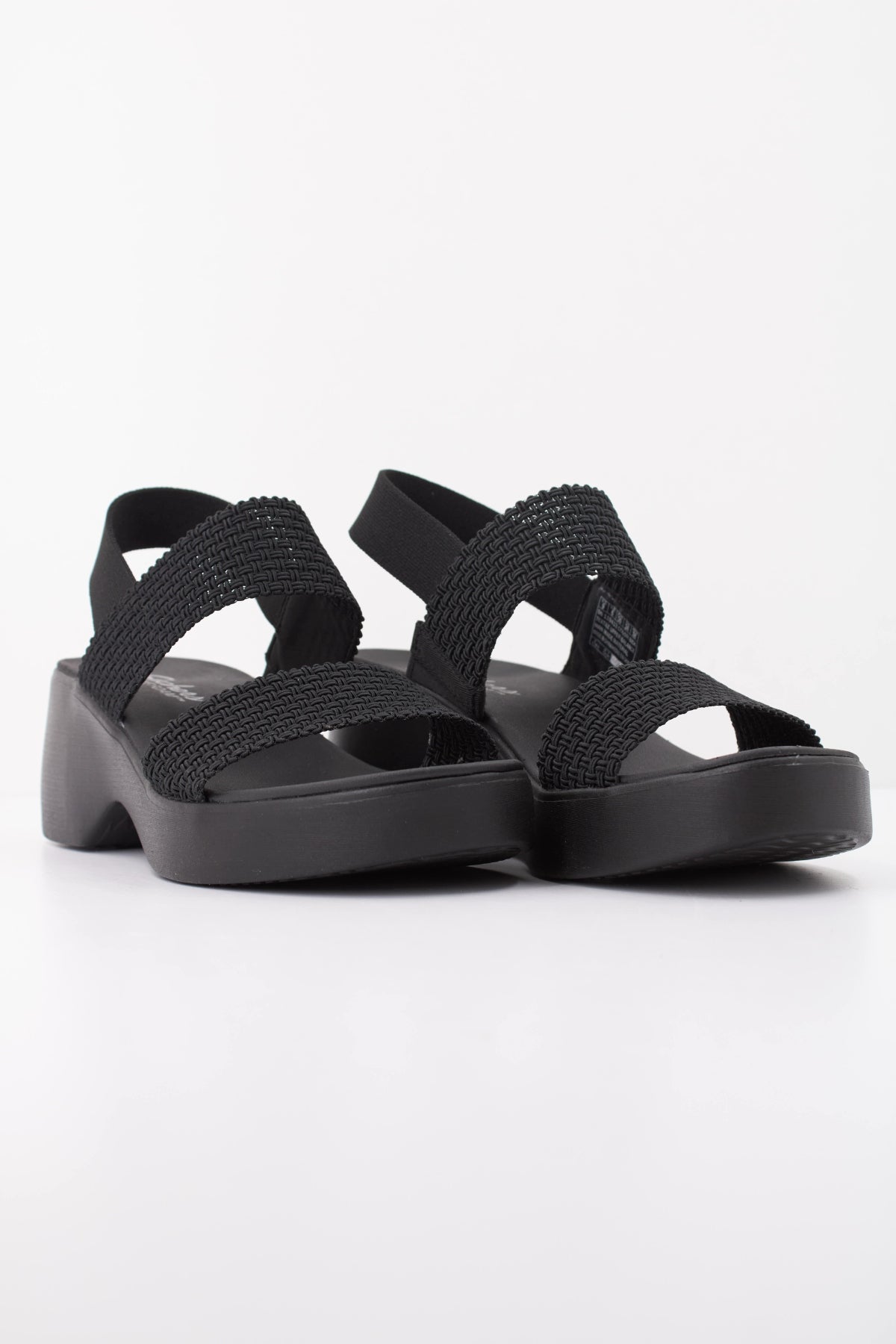 SKECHERS S  en color NEGRO  (2)