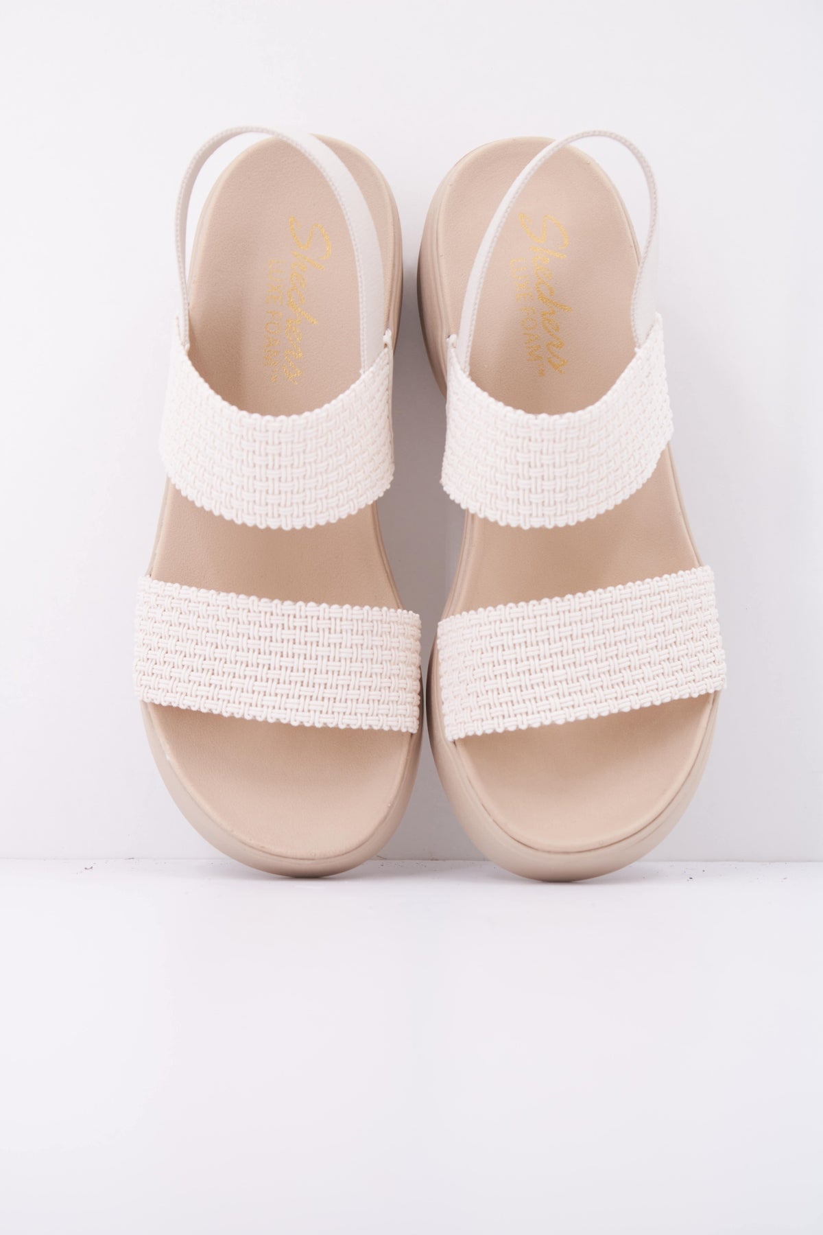 SKECHERS S  en color BEIS  (3)