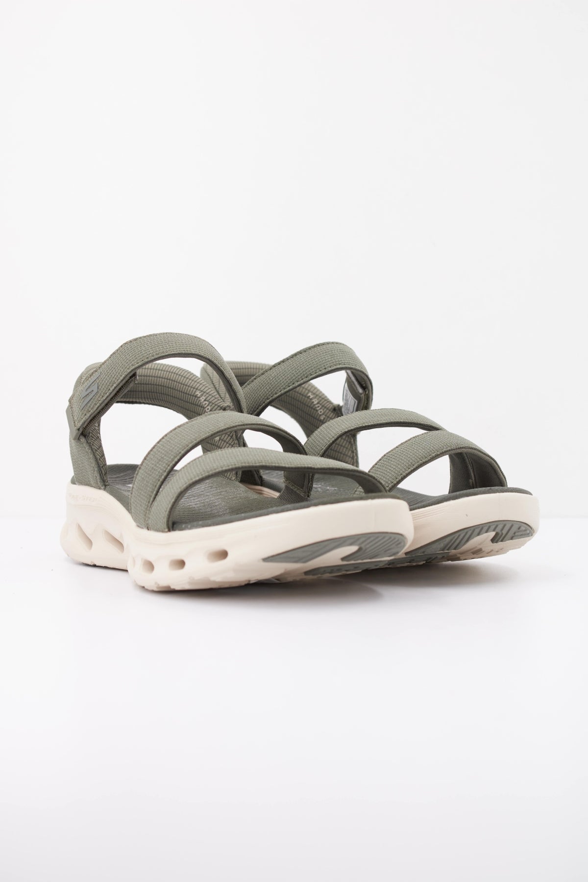 SKECHERS GO WALK GLIDE STEP . en color VERDE  (2)