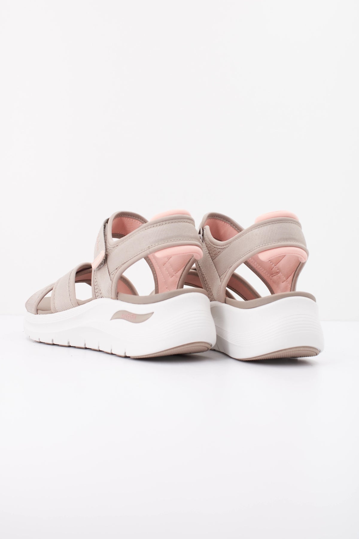 SKECHERS S  en color BEIS  (4)