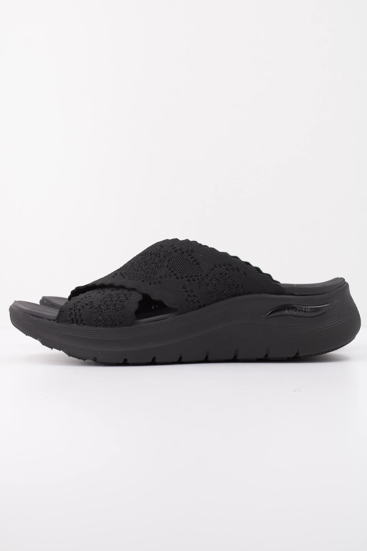 SKECHERS S  en color NEGRO  (1)