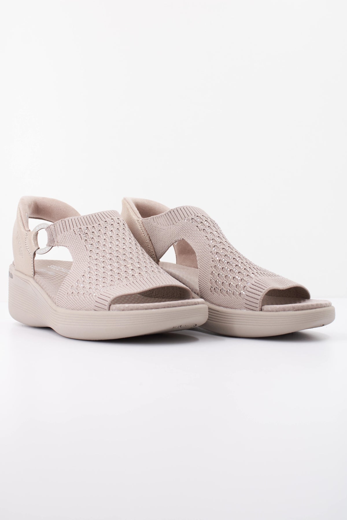 SKECHERS S en color NUDE  (1)