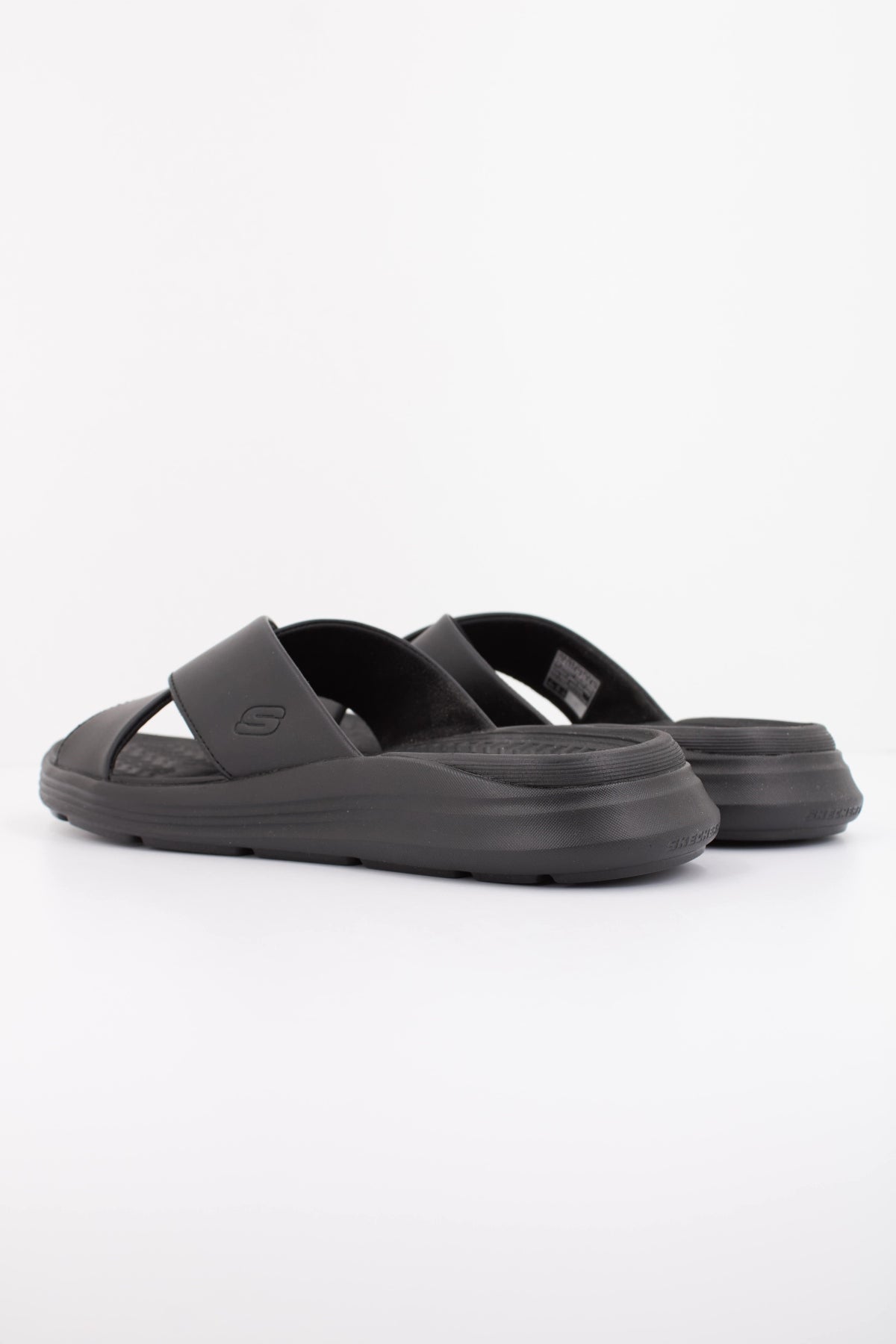 SKECHERS SARGO DENAL en color NEGRO  (4)
