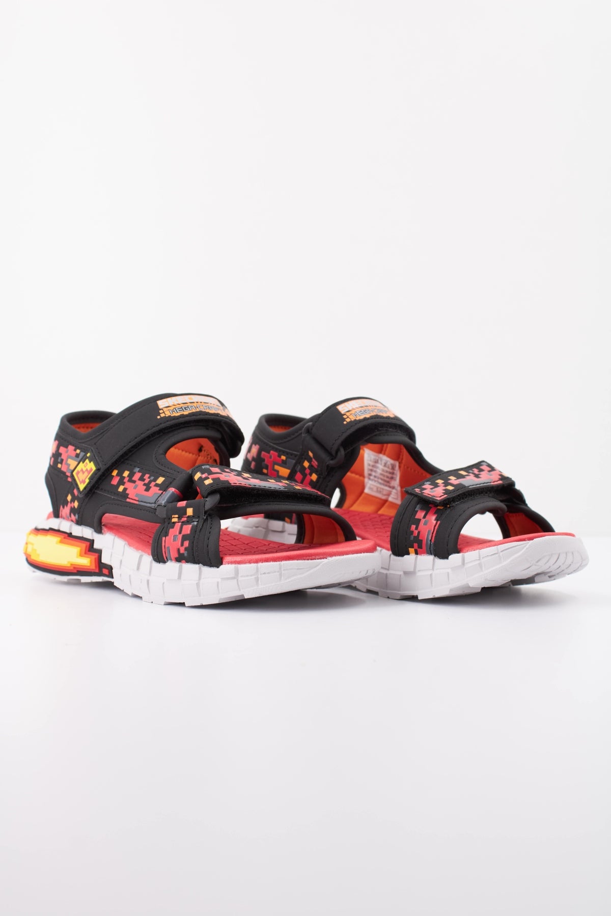 SKECHERS L en color NEGRO  (2)