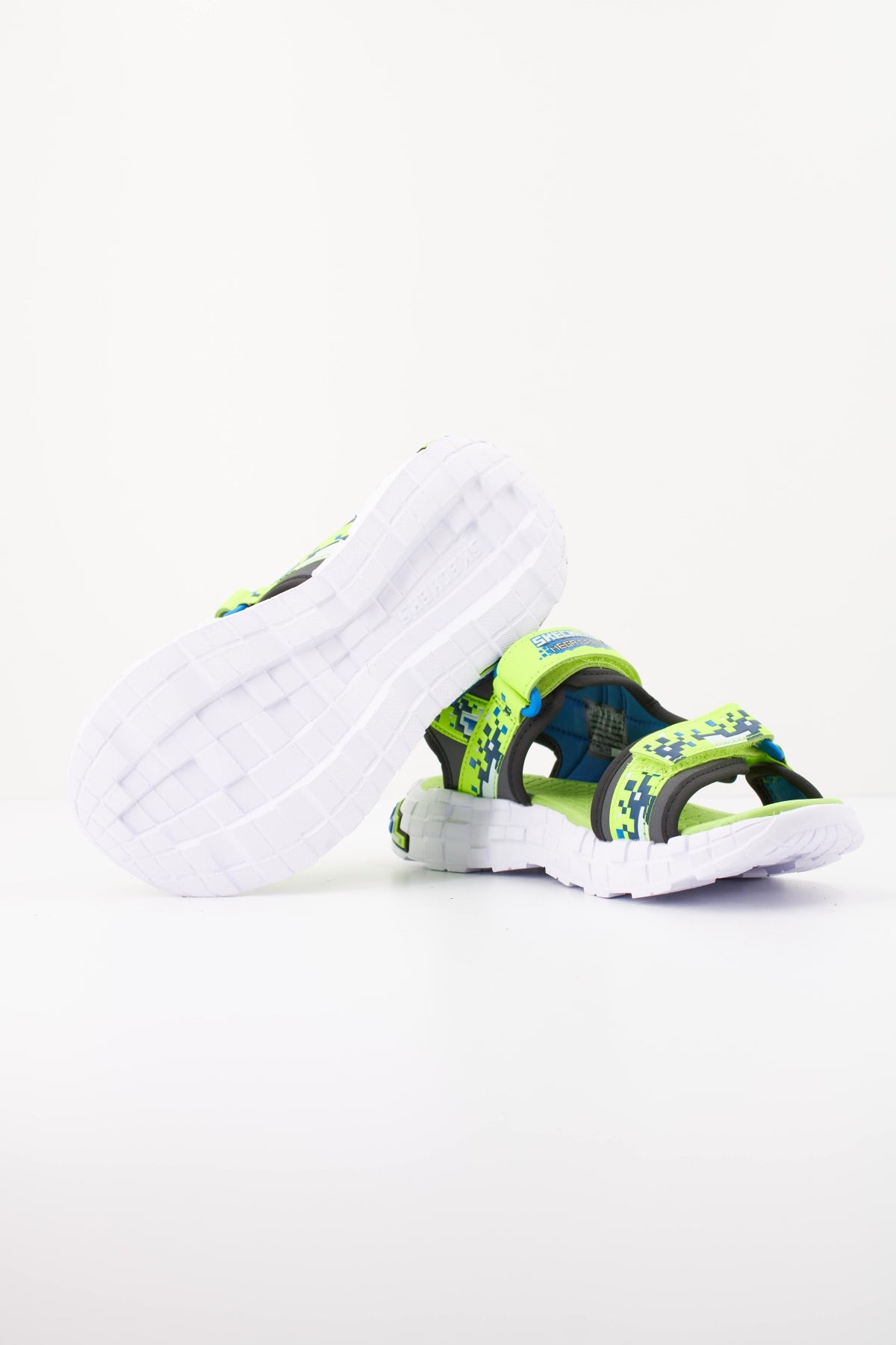SKECHERS L en color VERDE  (5)
