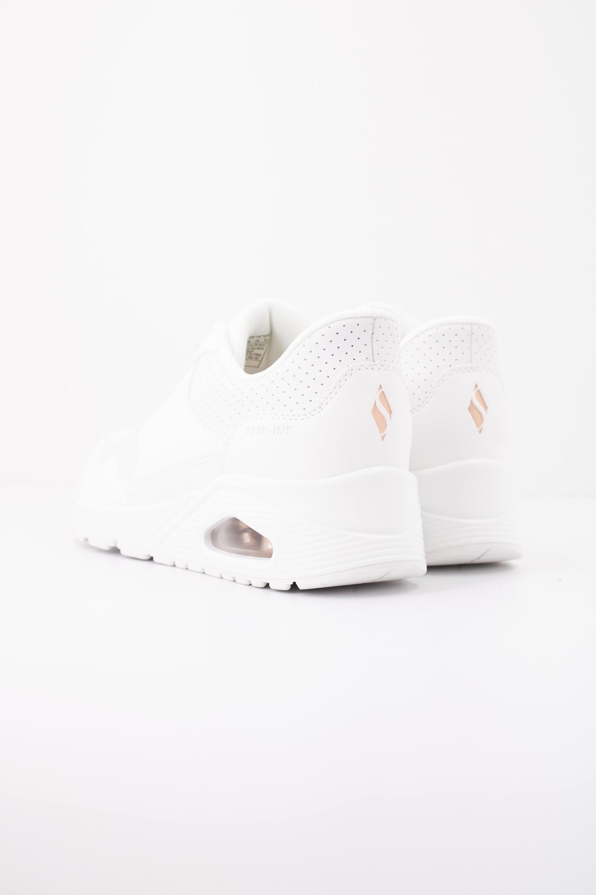 SKECHERS  en color BLANCO  (4)