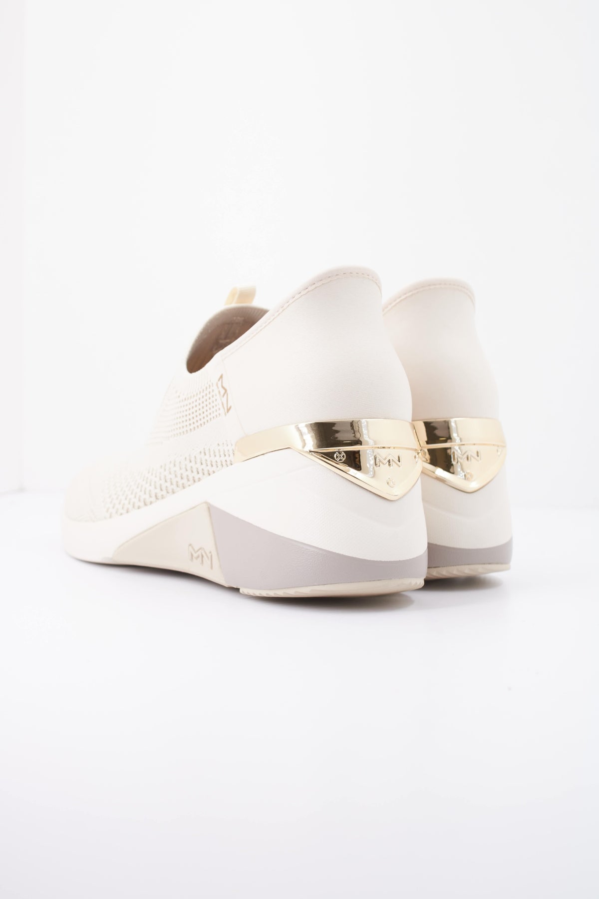 SKECHERS S en color BLANCO  (4)