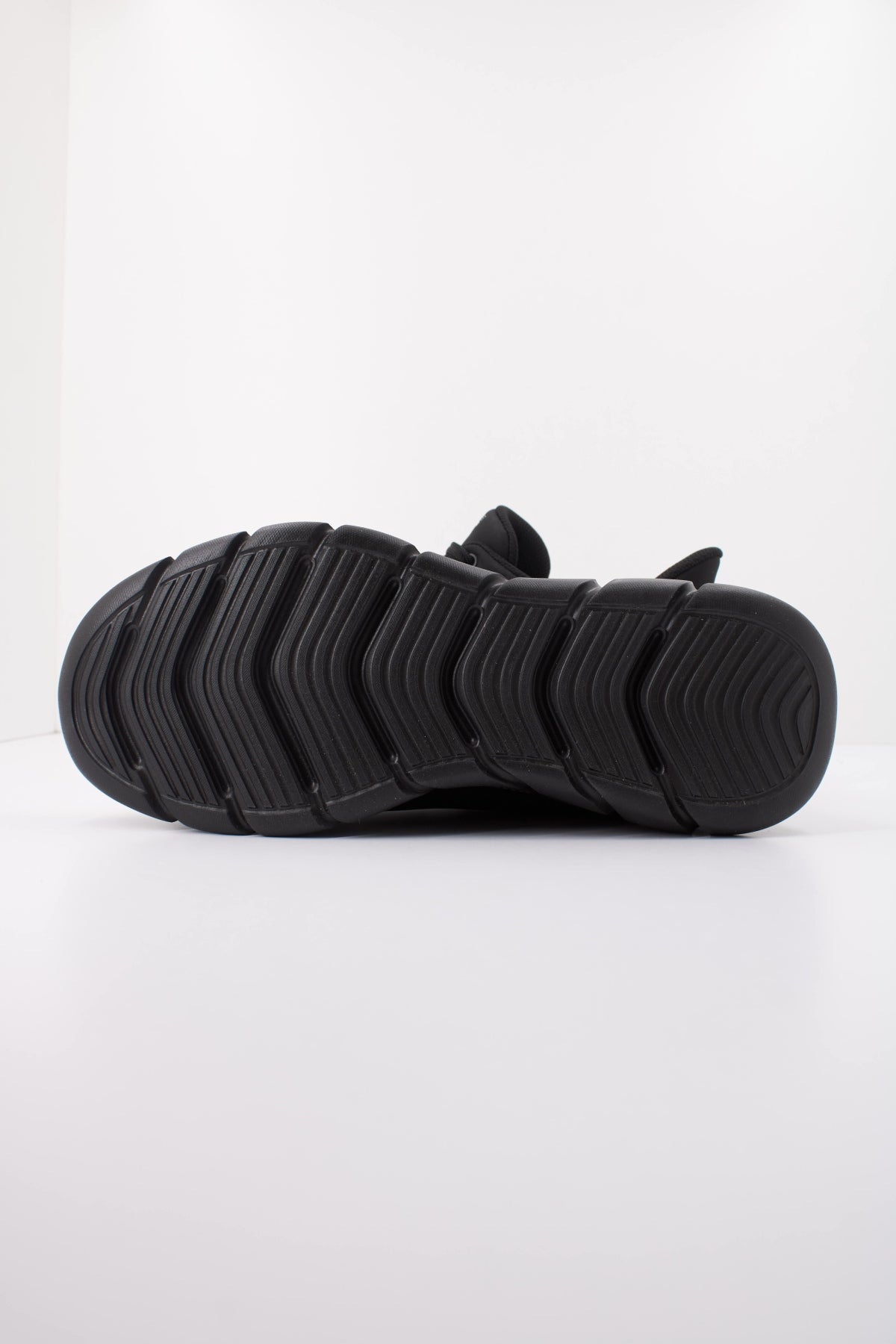 SKECHERS BOBS B FLEX - SMOOTH EDGE en color NEGRO  (5)