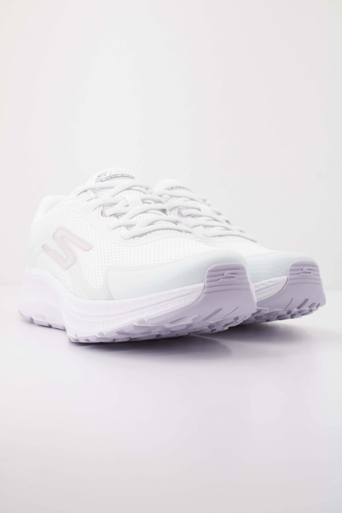 SKECHERS S GO RUN CONSISTENT . ARVED en color BLANCO  (2)