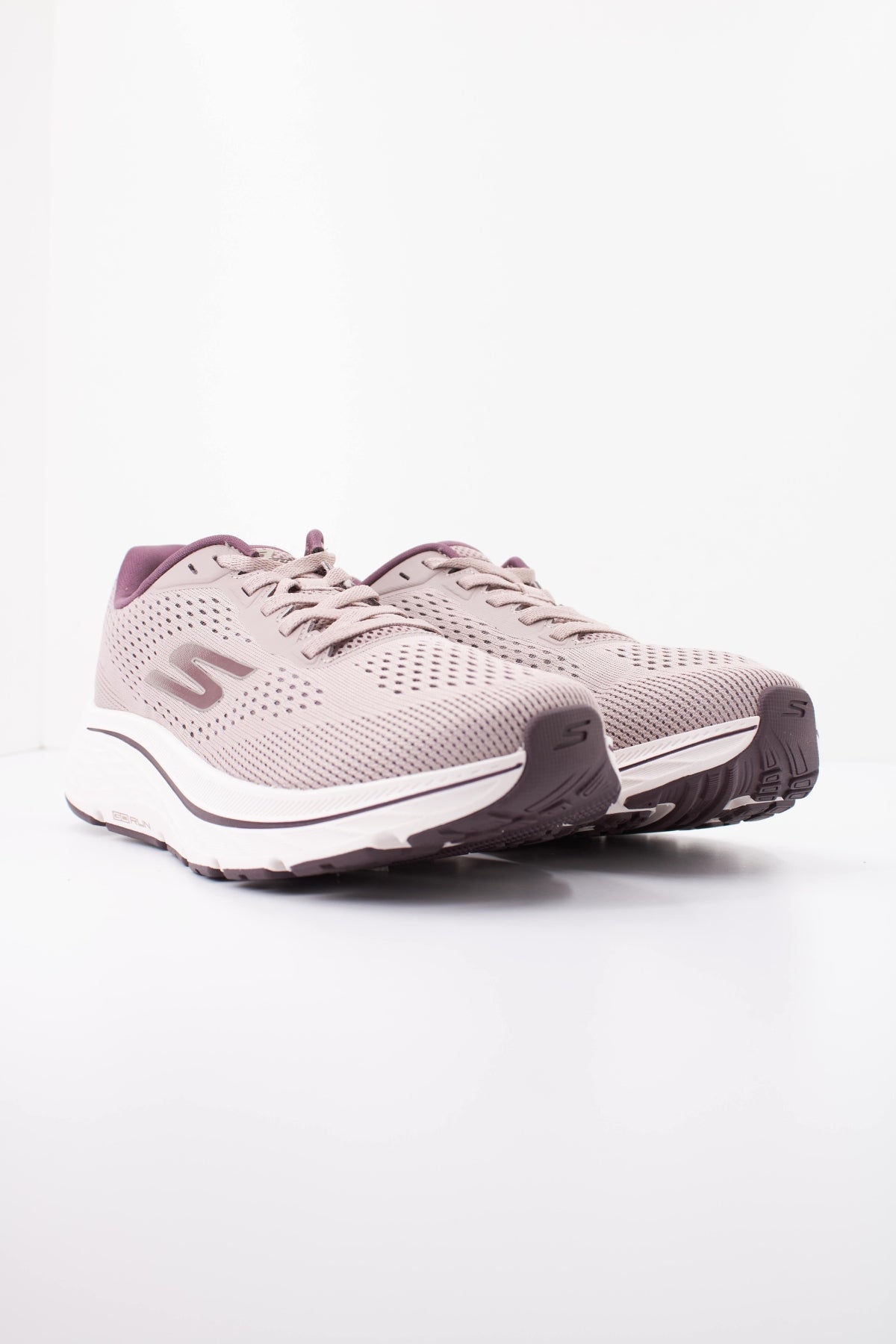 SKECHERS S GO RUN CONSISTENT  RUSHLIN en color VIOLETA  (2)