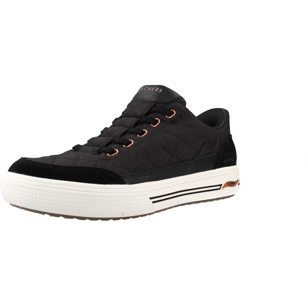 SKECHERS S ARCH FIT ARCADE CUDDLE STEP en color NEGRO  (1)