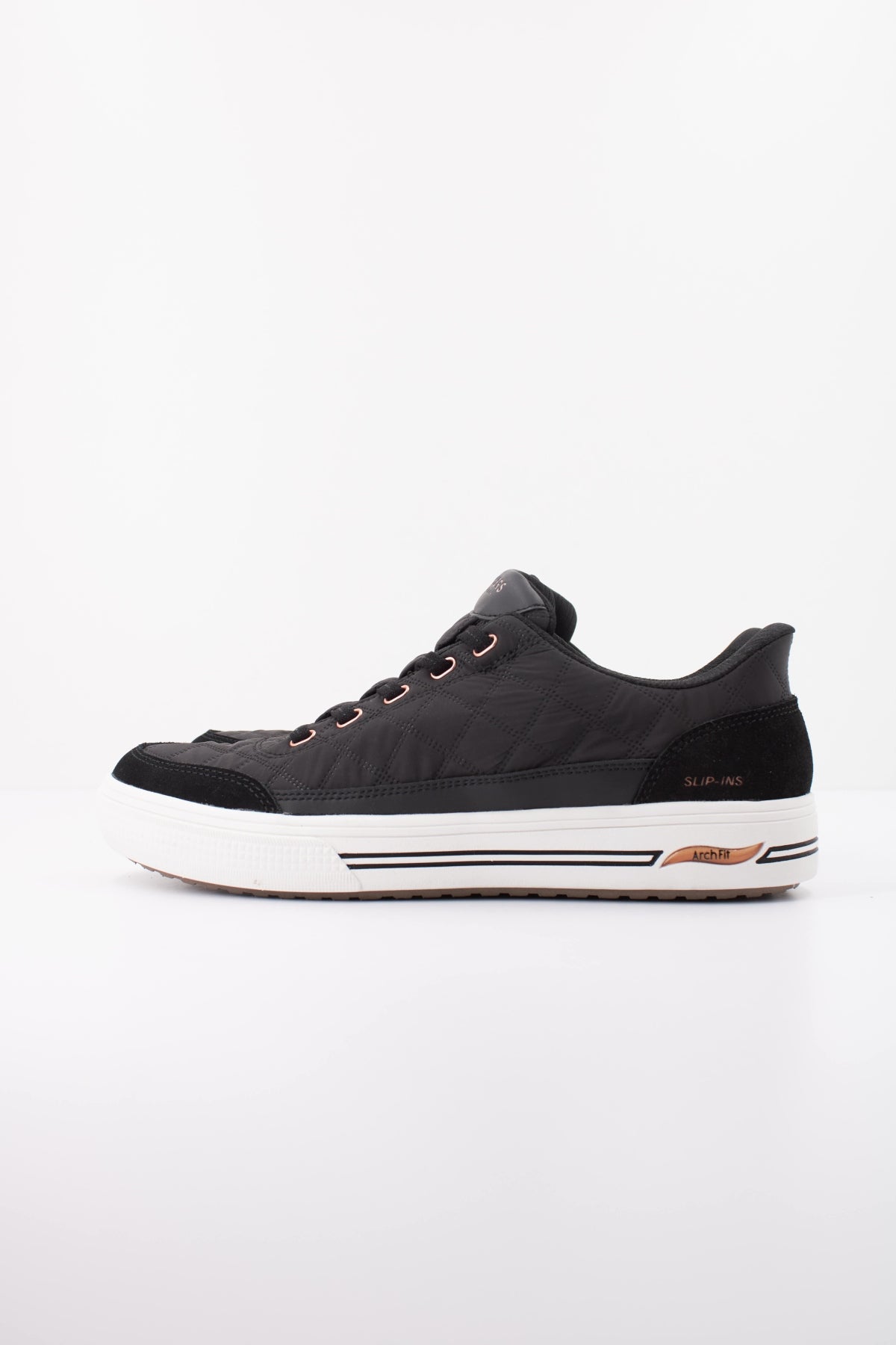 SKECHERS S ARCH FIT ARCADE CUDDLE STEP en color NEGRO  (1)