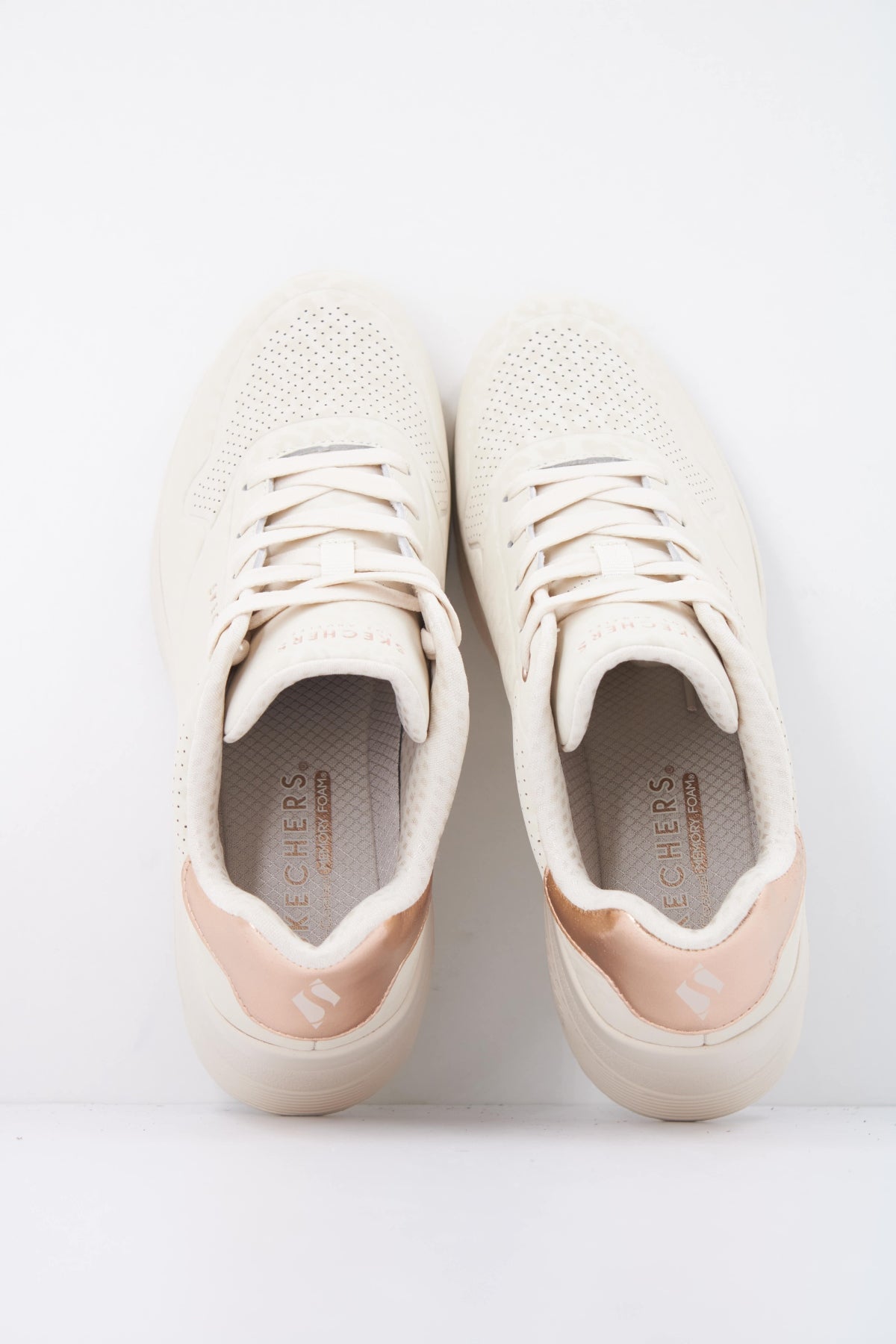 SKECHERS S UNO WEDGE SAFARI en color BEIS  (3)