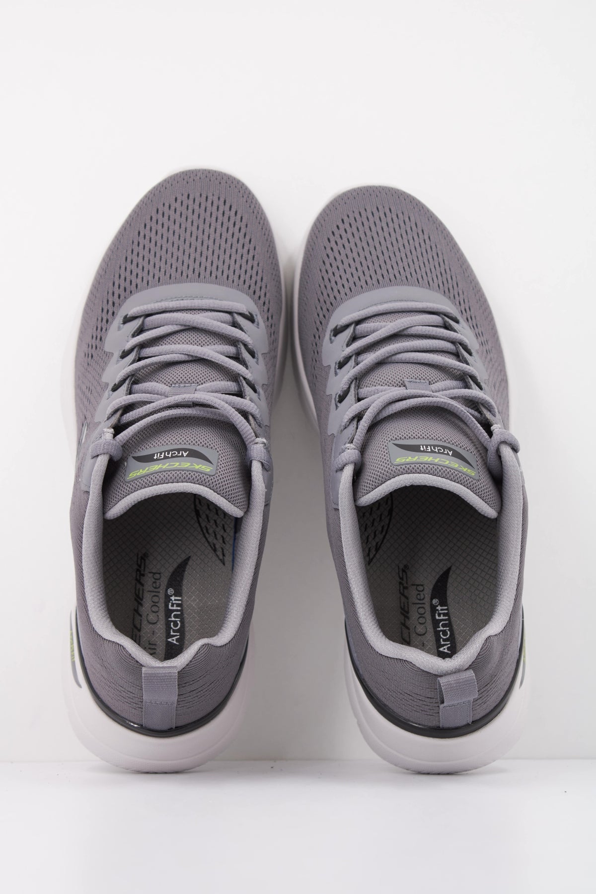 SKECHERS ARCH FIT SUMMITS - KRAVEL en color GRIS  (3)