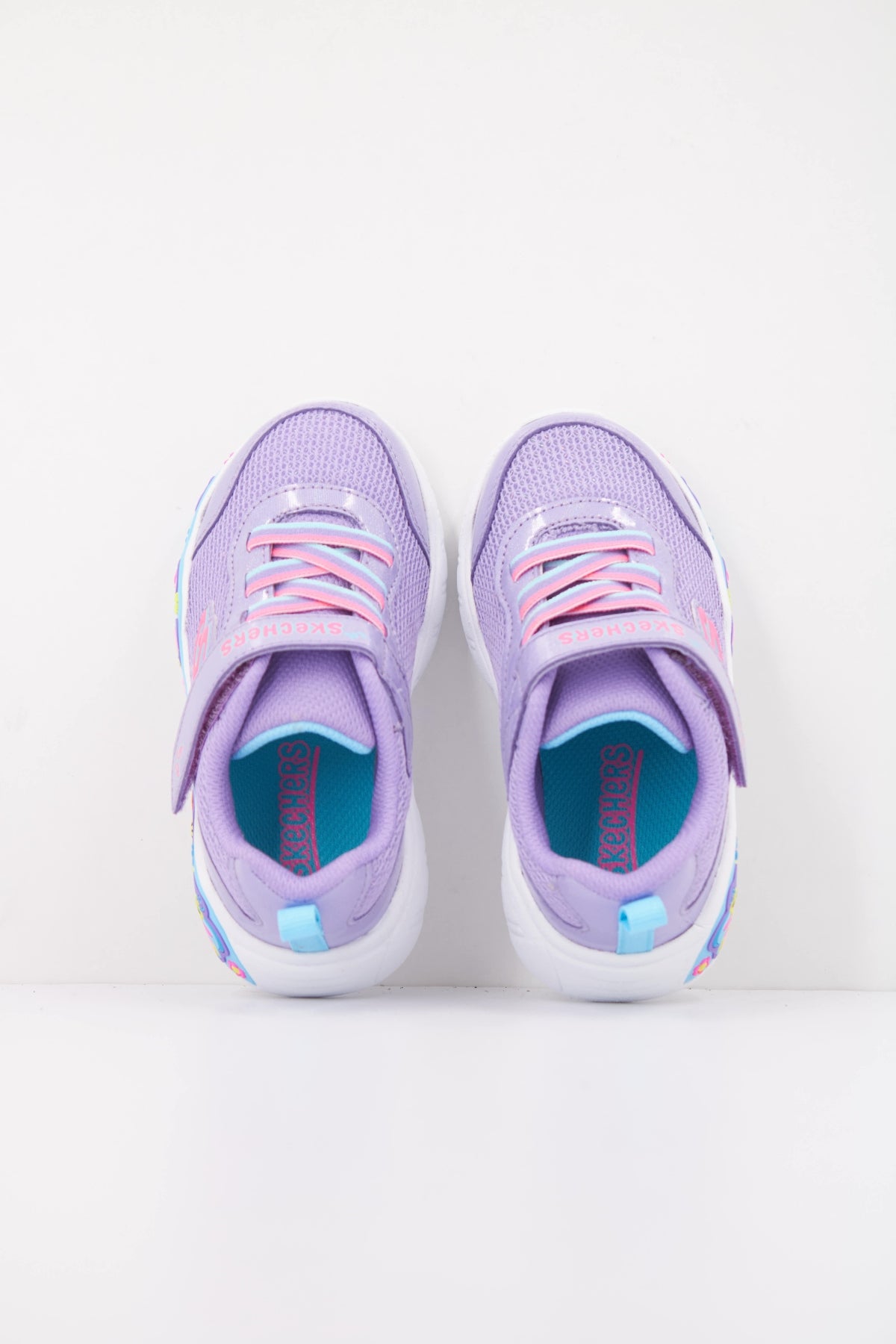 SKECHERS NS PLAY SCENE FUN SQUAD en color VIOLETA  (3)