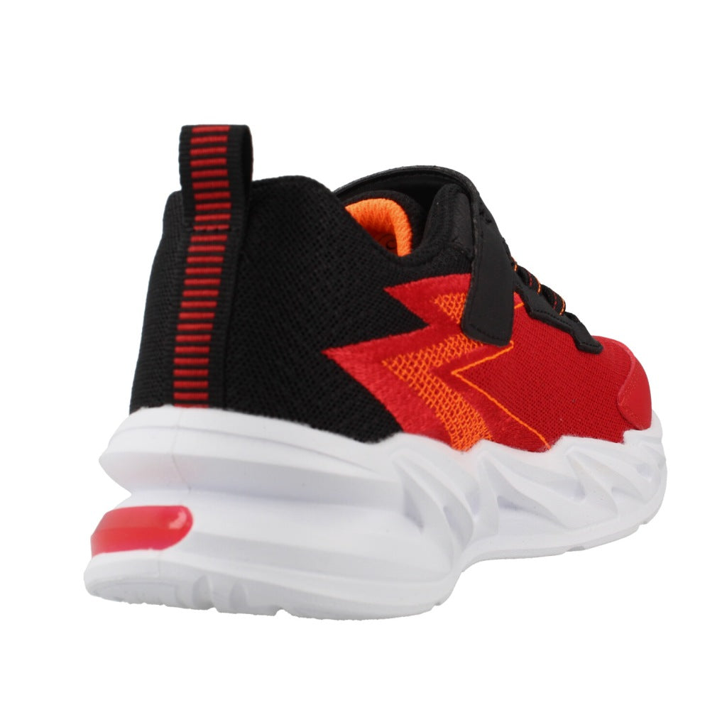 SKECHERS LC en color ROJO  (3)