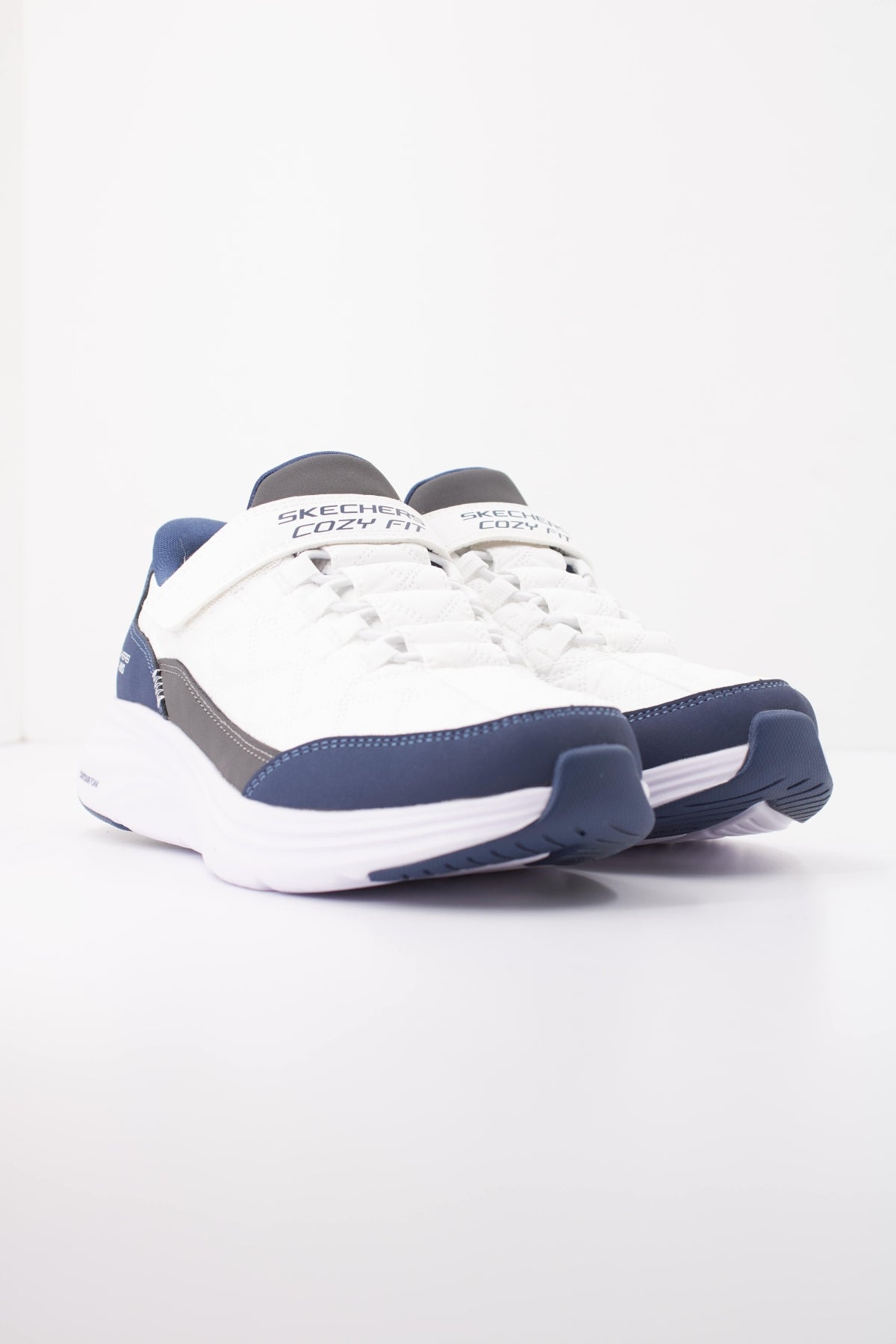 SKECHERS CONTOUR FOAM en color BLANCO  (2)