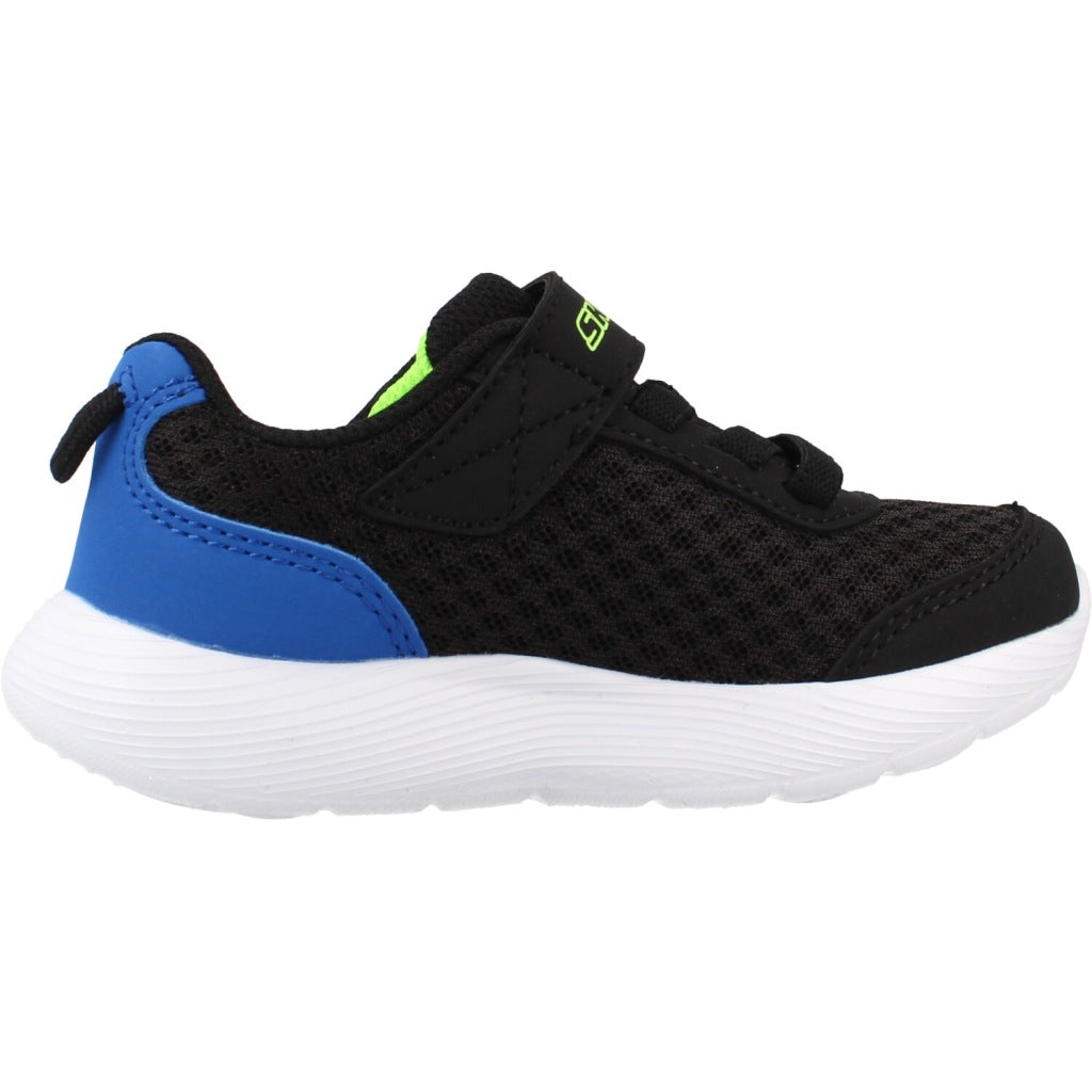 SKECHERS DYNA LITE LIL QUANTA en color NEGRO  (4)