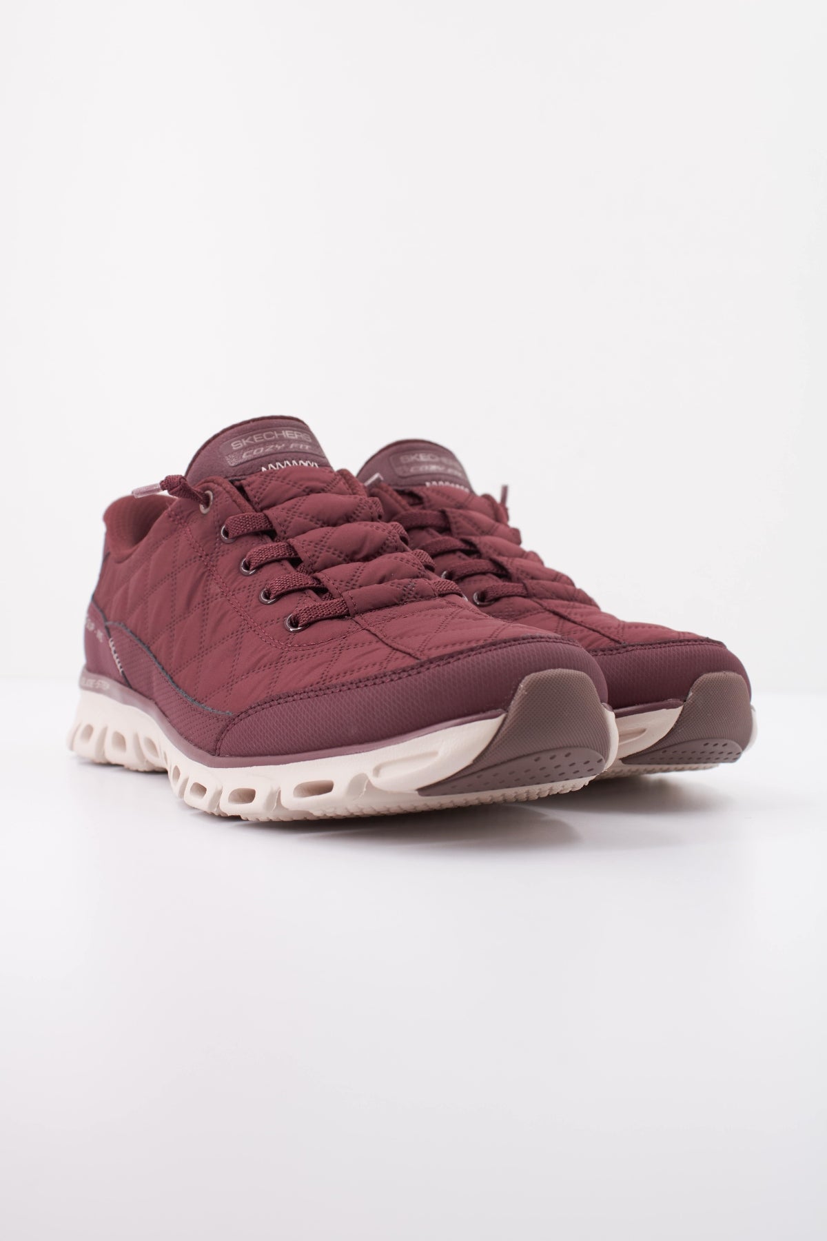 SKECHERS S GLIDE STEP AT EASE en color BURDEOS  (2)