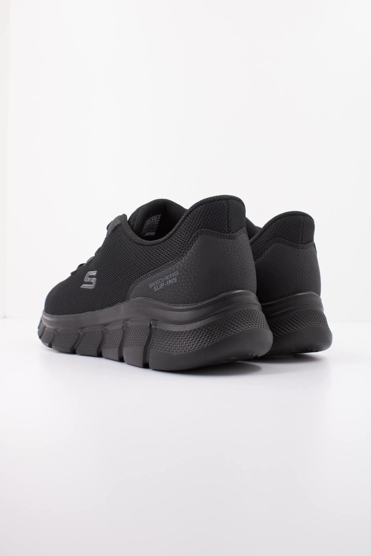 SKECHERS BOBS B FLEX - GLACIAL EDGE en color NEGRO  (4)