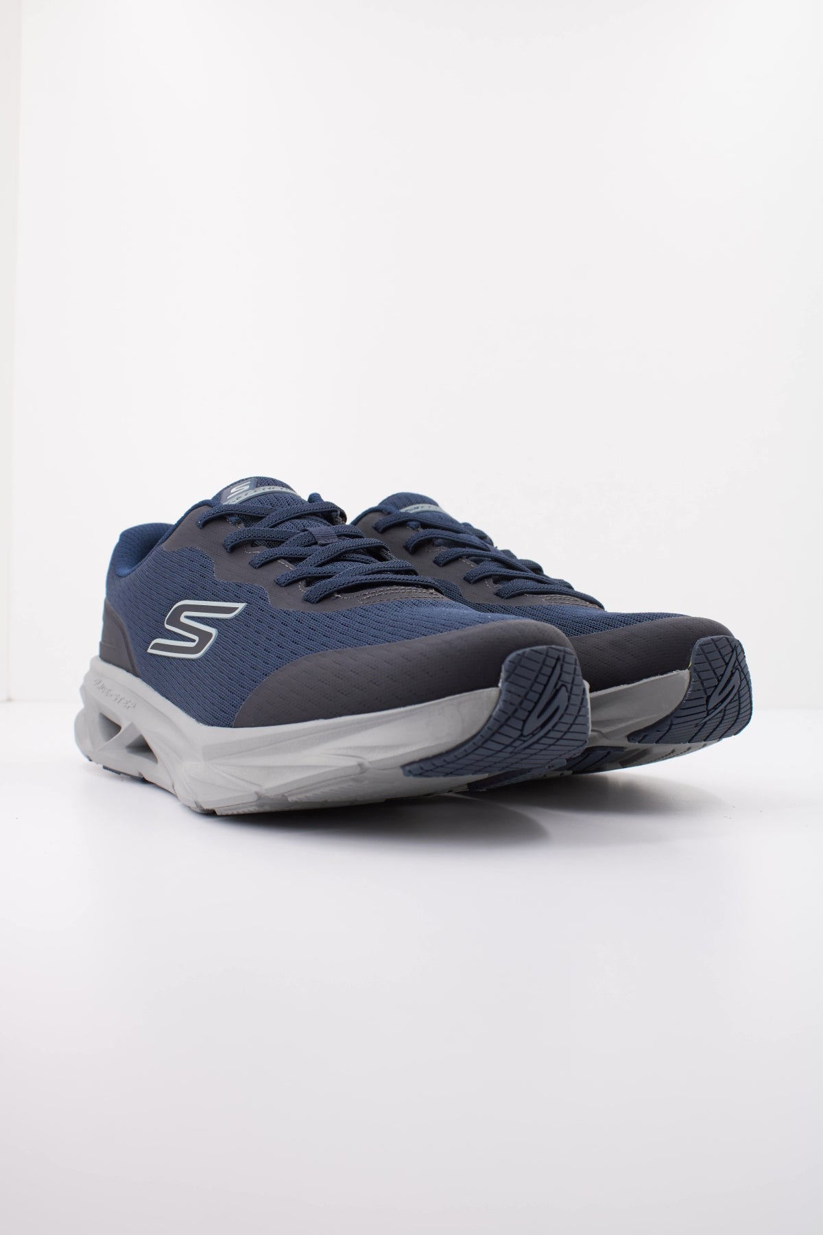 SKECHERS GLIDE-STEP VORTEX - AVALIN en color AZUL  (2)