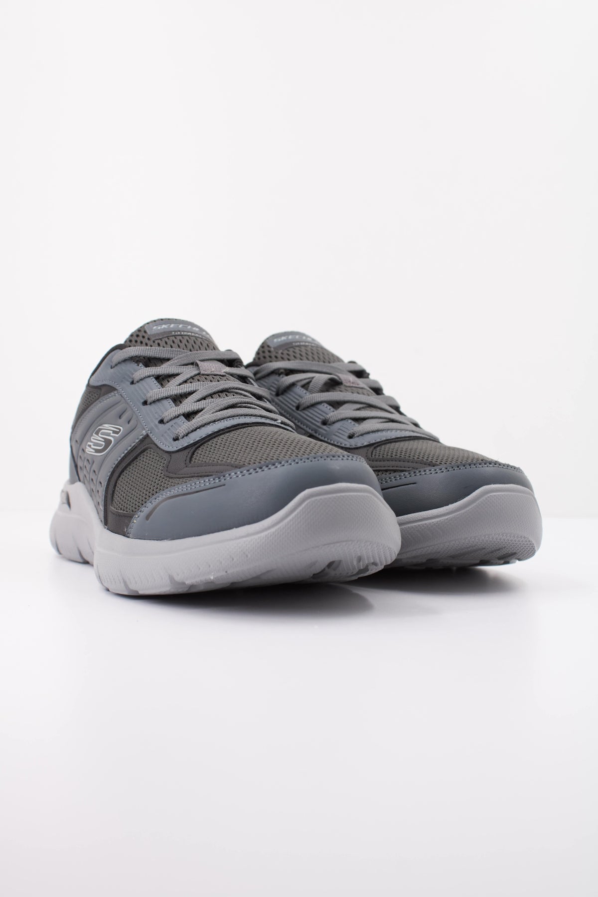 SKECHERS ARCH FIT SUMMITS - LEEGE en color GRIS  (2)