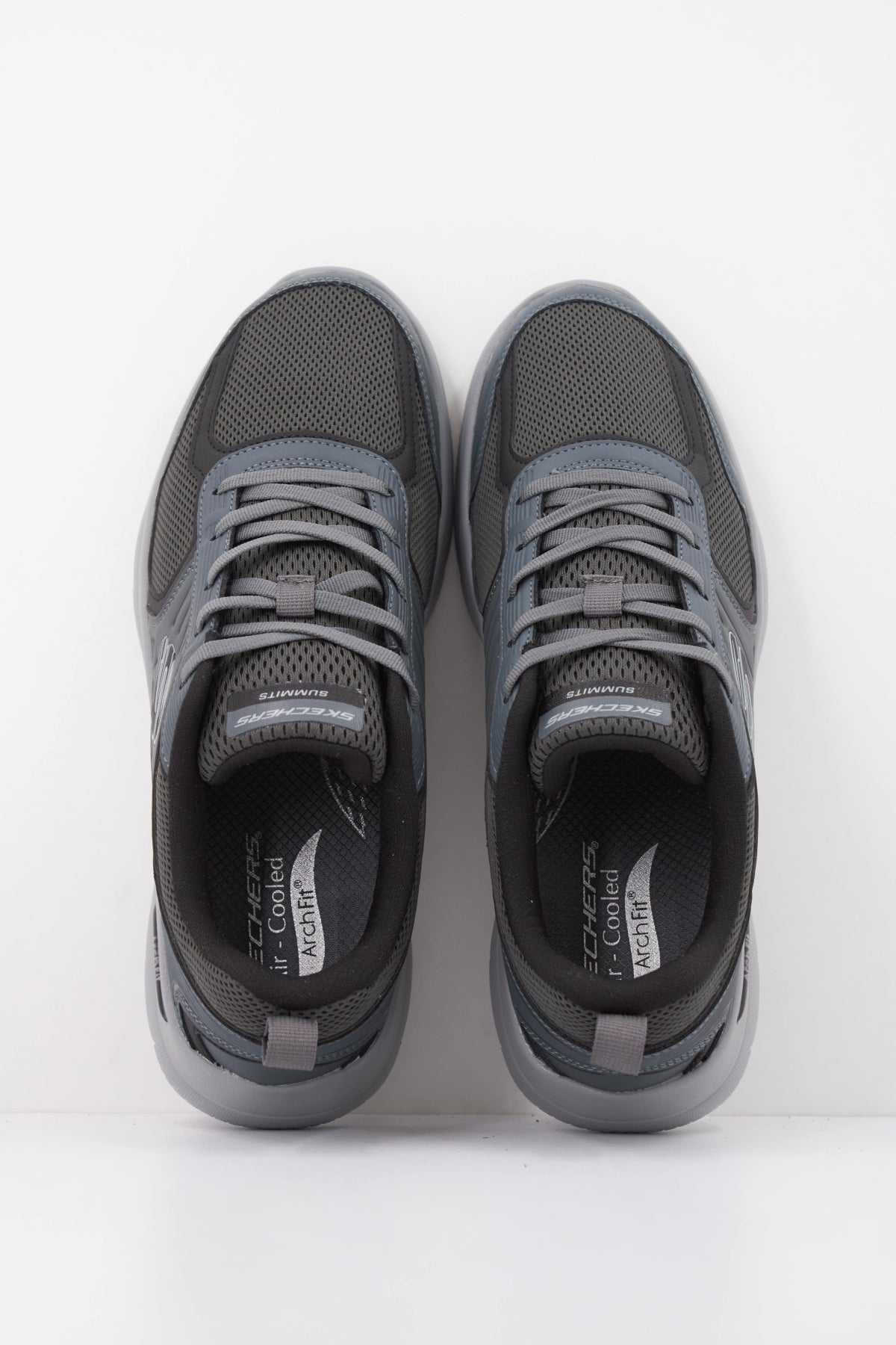 SKECHERS ARCH FIT SUMMITS - LEEGE en color GRIS  (3)