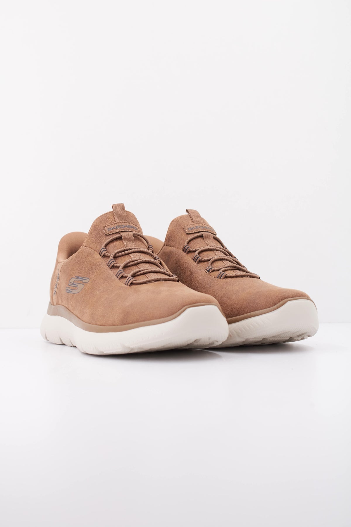 SKECHERS S SUMMITS KORLO en color MARRON CLARO  (2)