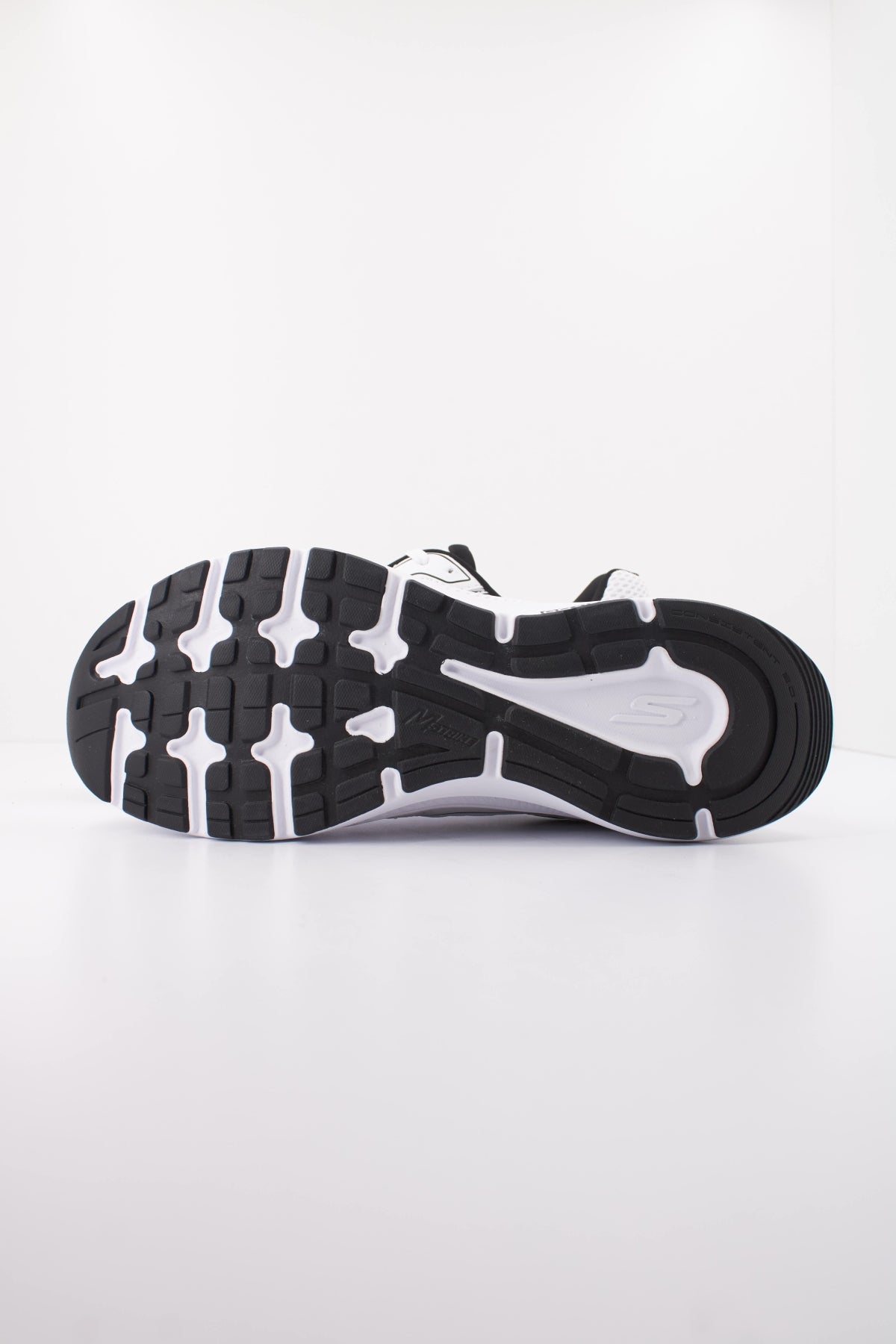 SKECHERS  en color BLANCO  (5)
