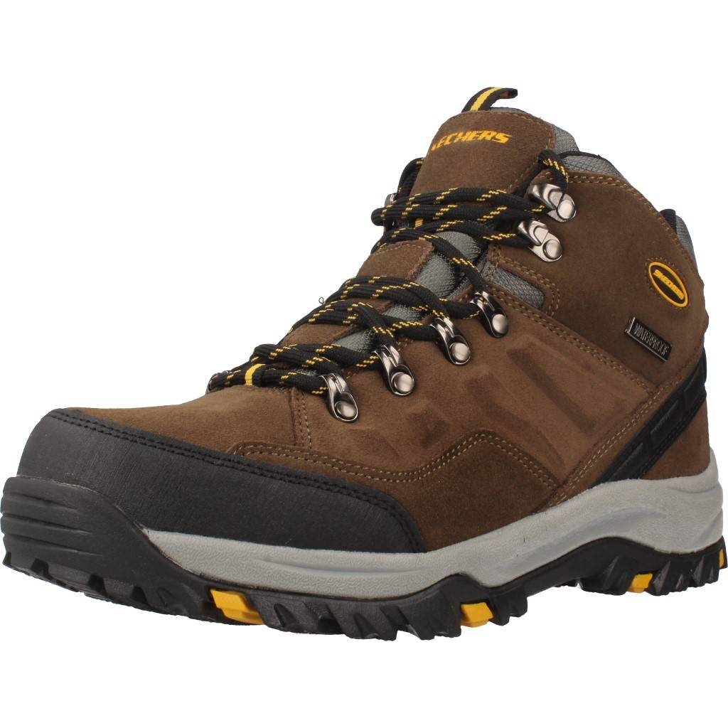 SKECHERS RELMENT- PELMO en color MARRON  (1)