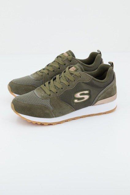 SKECHERS GOLDN GURL en color VERDE  (1)
