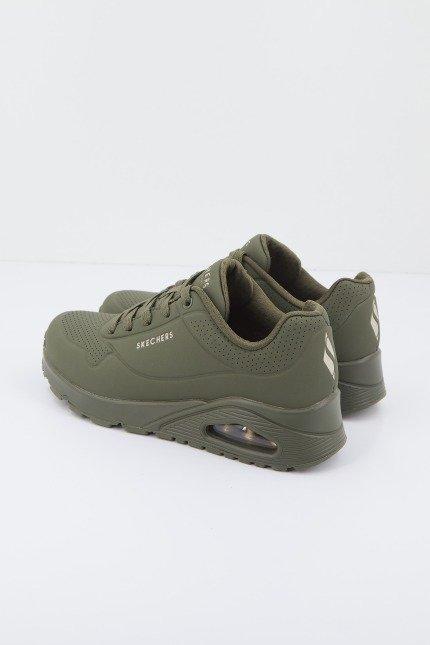 SKECHERS UNO STAND ON AIR en color VERDE  (2)